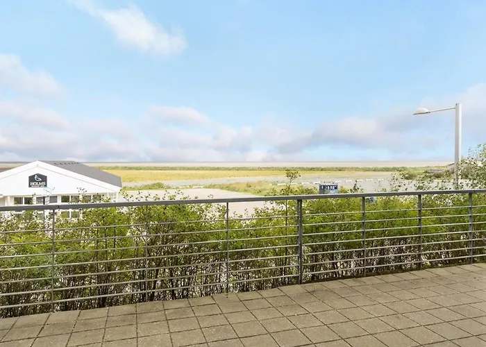 Apartment Theis - 100m From The Sea By Interhome *